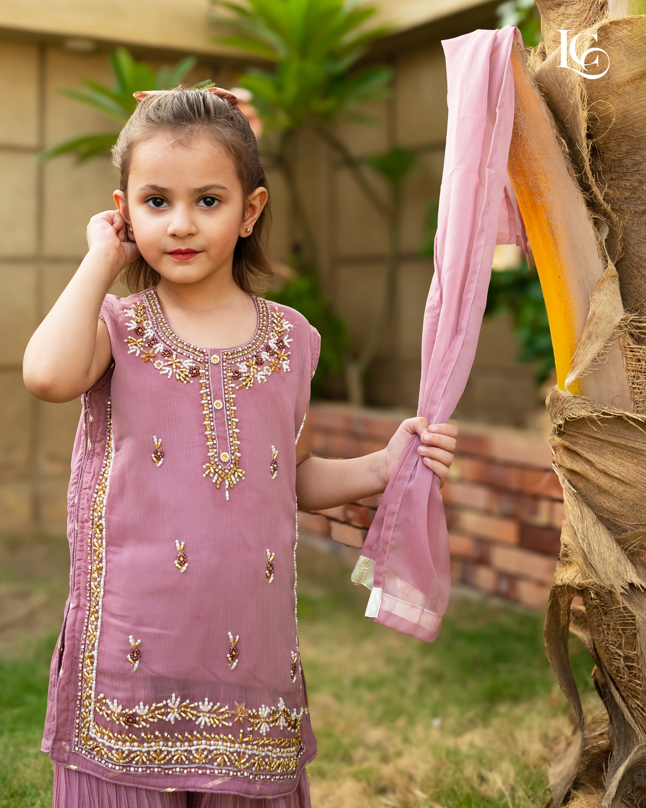 Fancy Crush shirt with handwork crush flapper