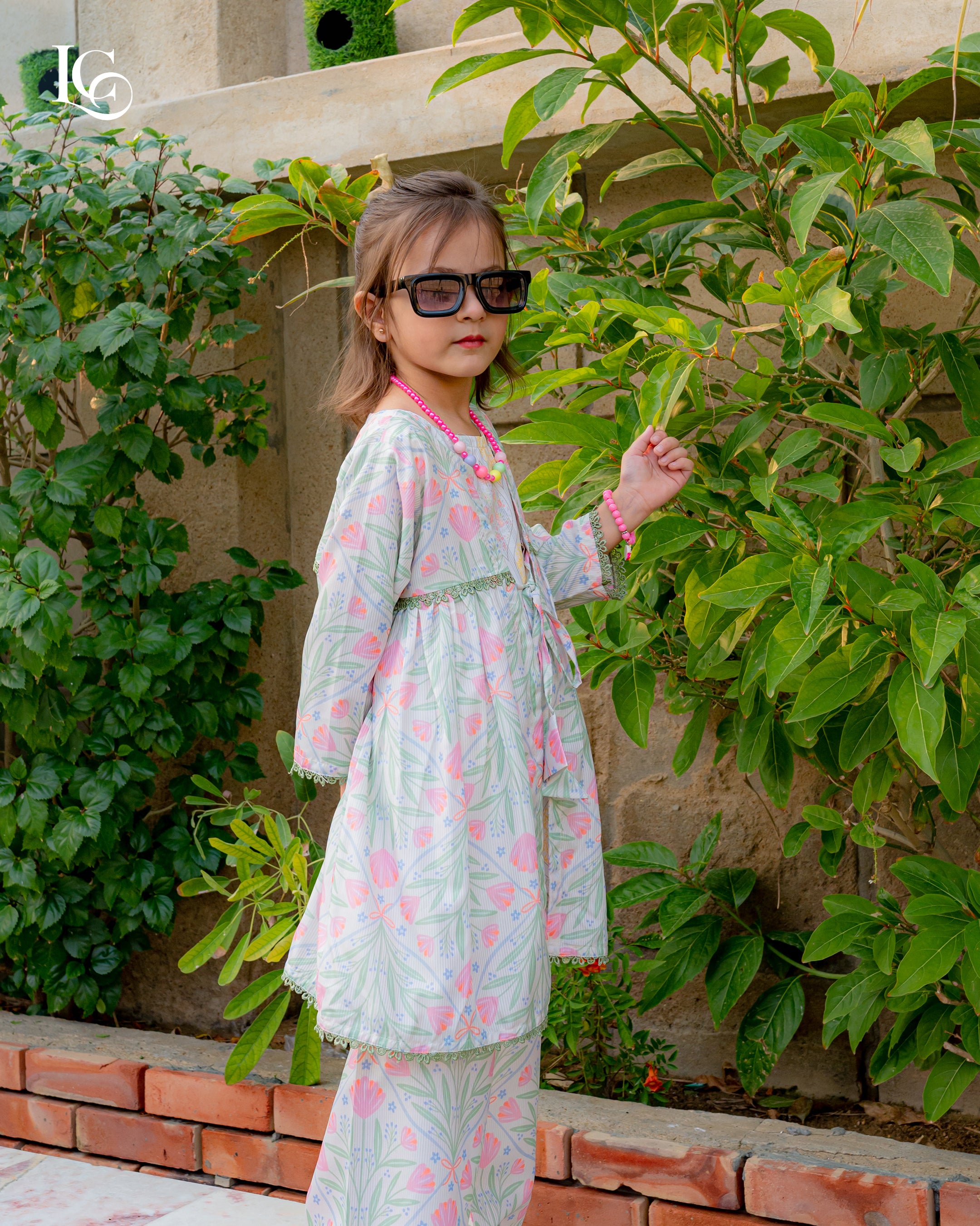 lc print 3pcs coat with flapper